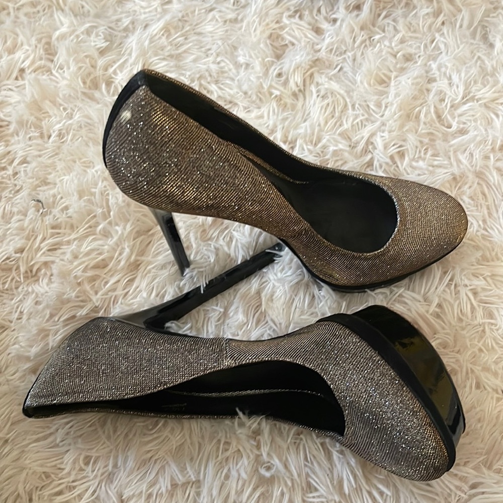 Brian Atwood size 7.5